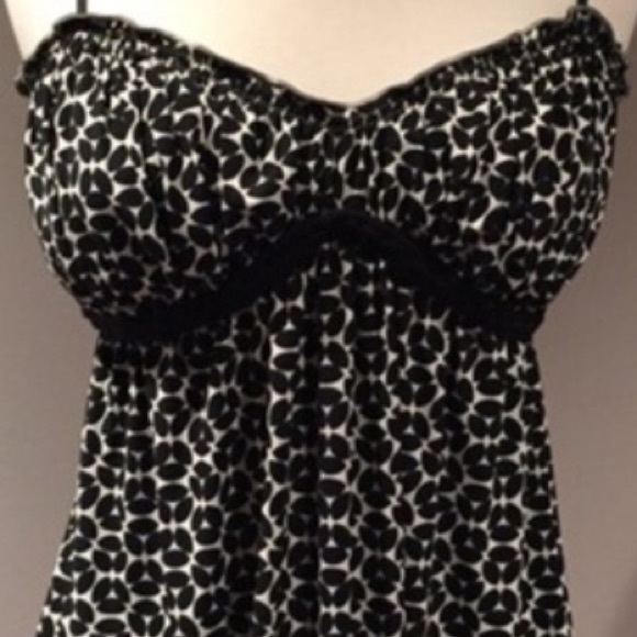 Max Studio Black and White Empire Waist Top - Picture 6 of 6